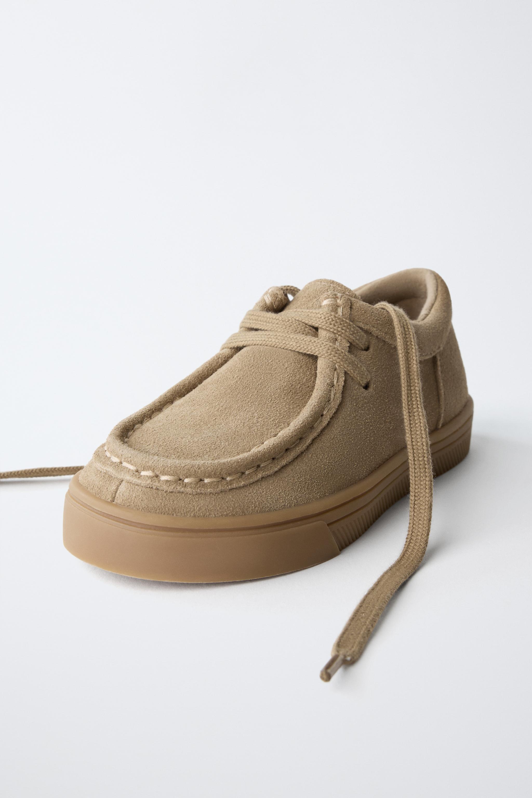LEATHER BOAT SHOES